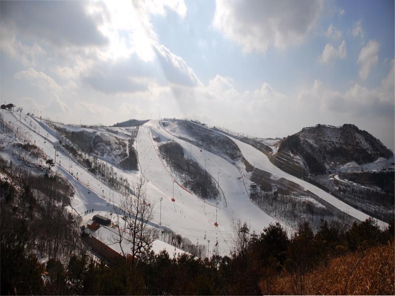 Eden Valley Resort Yangsan Bagian luar foto